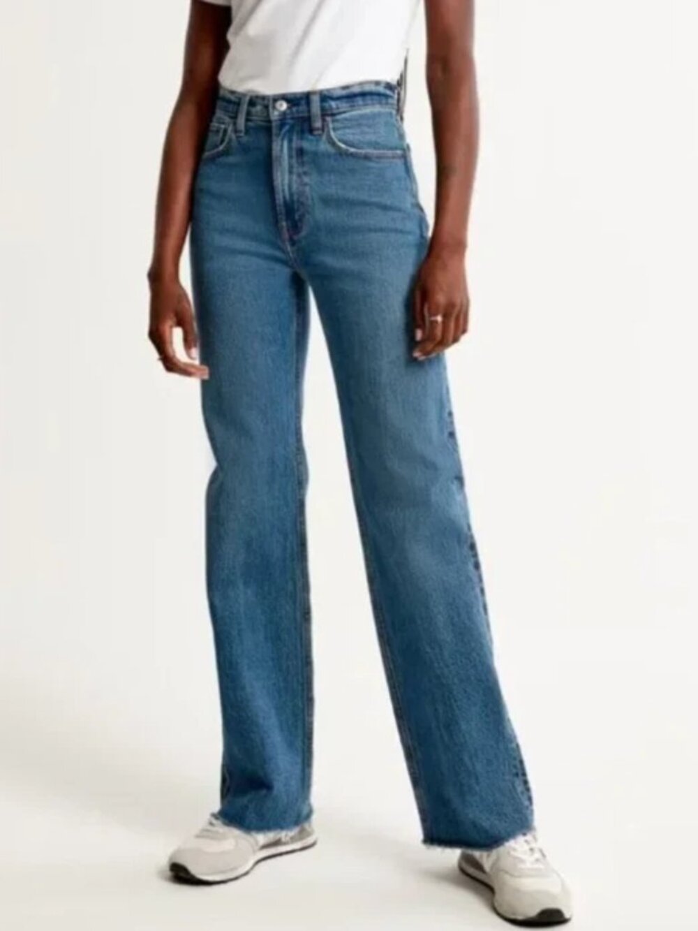 Abercrombie & Fitch 90s Relaxed High Rise Women Jeans 30 / 10 Distressed Raw Hem